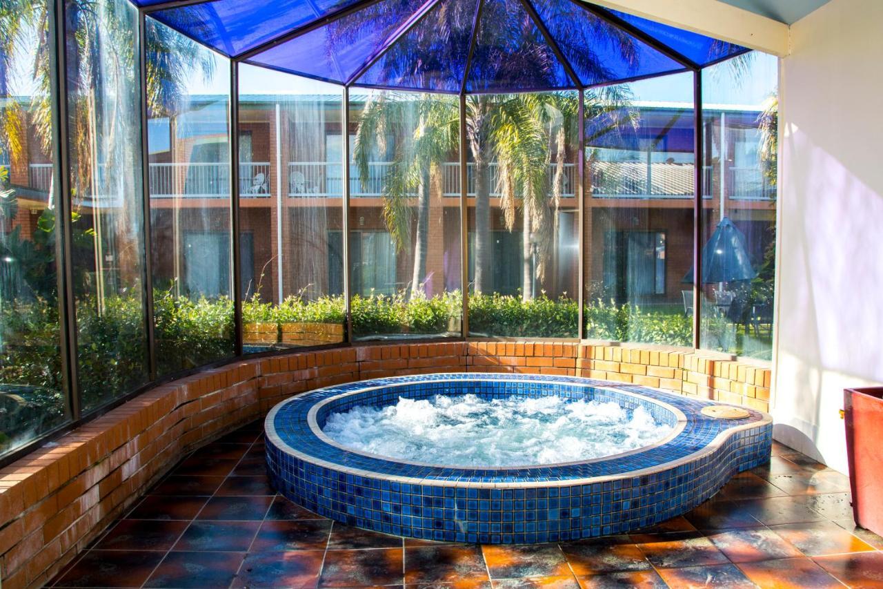 Crystal Fountain Motel Albury Exterior foto