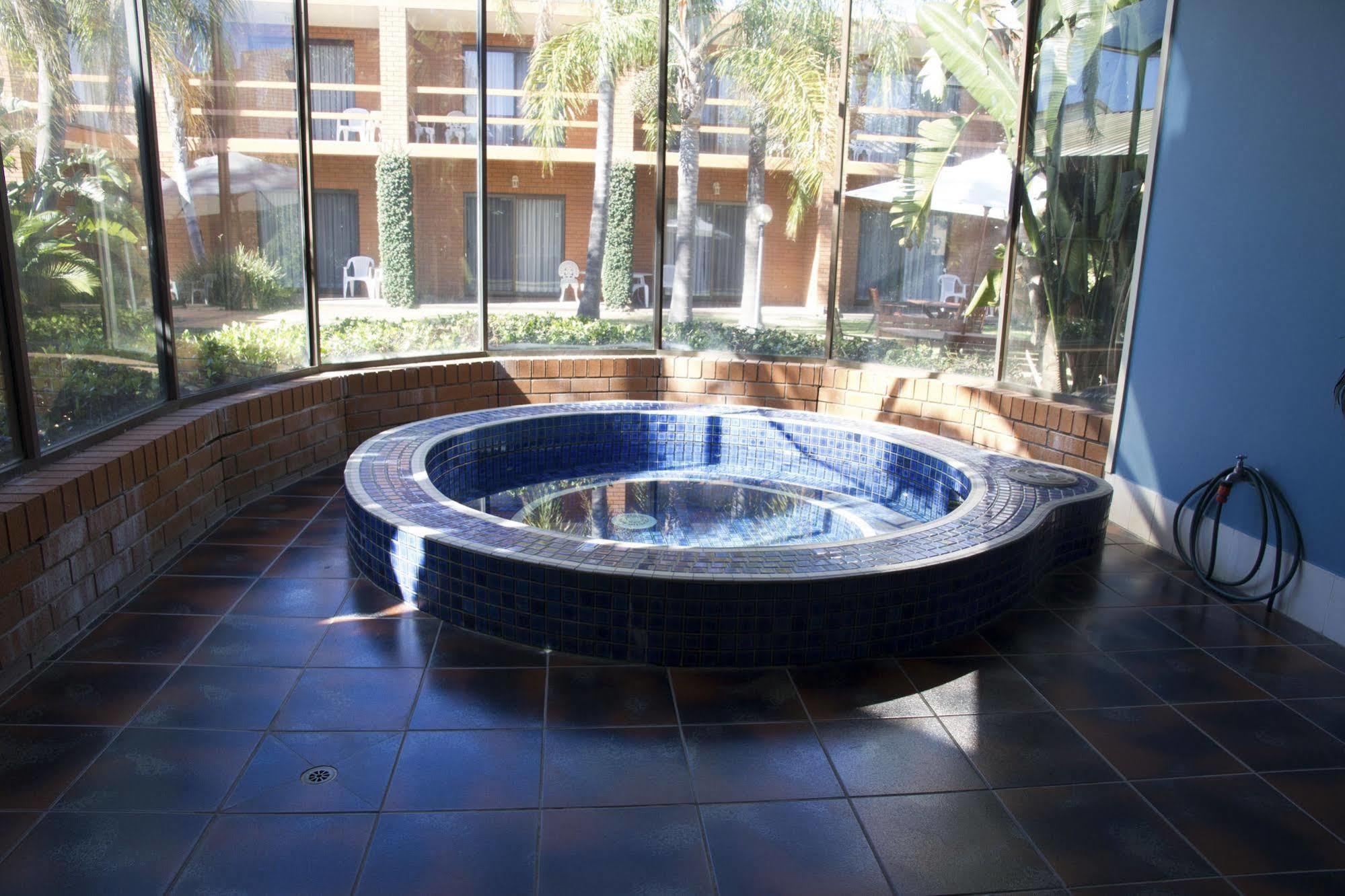 Crystal Fountain Motel Albury Exterior foto
